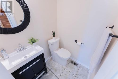 7686 Black Walnut Trail, Mississauga, ON 