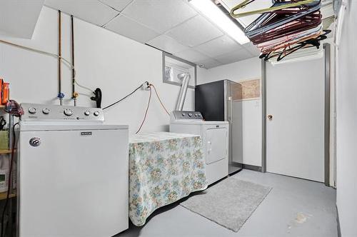 974 Manhattan Ave, Winnipeg, MB 