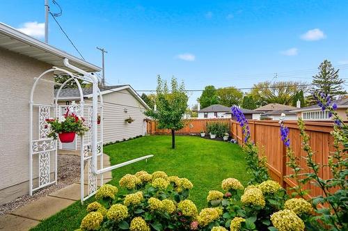 974 Manhattan Ave, Winnipeg, MB 