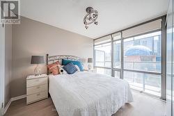 1406 - 38 GRENVILLE STREET Toronto, ON M4Y 1A5