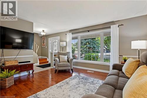 111 Macgregor Crescent, Waterloo, ON 