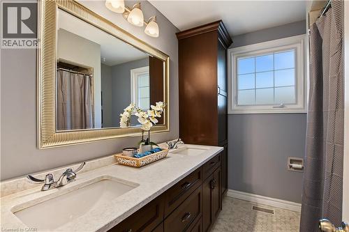 111 Macgregor Crescent, Waterloo, ON 