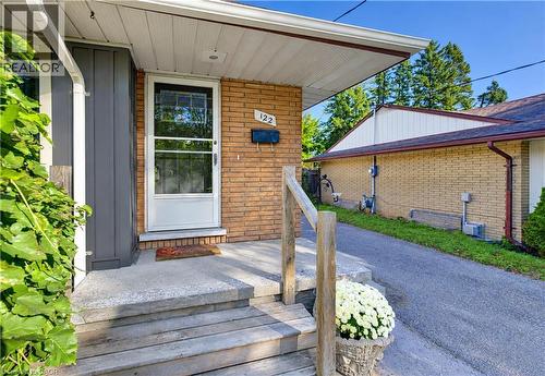 122 Brandon Avenue, Kitchener, ON 