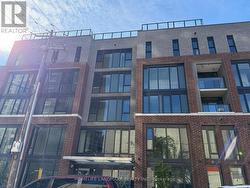 2 FLOOR - 1 VINE AVENUE  Toronto, ON M6P 0C8