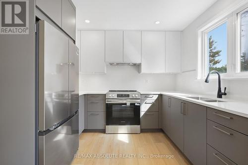 286 MOCKINGBIRD DRIVE , Ottawa, Ontario K1E 2A5 3