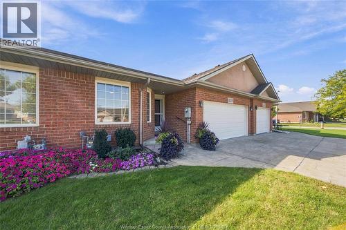 11125 FIRGROVE  Windsor, ON N8P 1T1