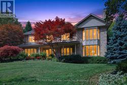 179 OAKLANDS PARK COURT  Burlington (Bayview), ON L7T 4G9