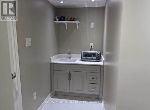 30 ARIZONA DRIVE , Brampton, Ontario L6Y 0R6 4