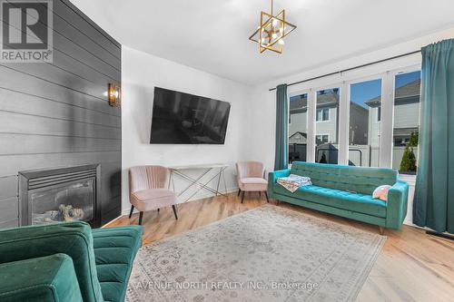 2607 FALLINGWATER CIRCLE , Ottawa, Ontario K2J 0R6 4