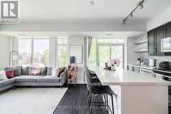 LPH12 - 525 ADELAIDE STREET W  Toronto, ON M5V 1T6