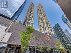 6908 - 100 HARBOUR STREET  Toronto, ON M5J 0B5