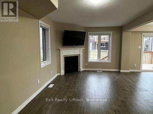 232 O'NEIL STREET , Peterborough (Monaghan Ward 2), Ontario K9K 0H1 5