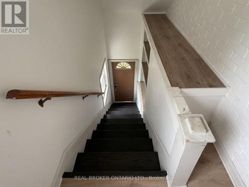 UPPER - 23 SECOND STREET , New Tecumseth, Ontario L0G 1A0 2