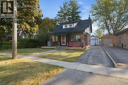 13 FOREST Road Brantford, ON N3S 6V9
