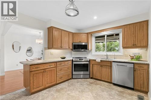 54 Hampton Place, Kitchener, ON 
