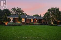 5 CRAIG COURT Clarington (Bowmanville), ON L1C 4H6