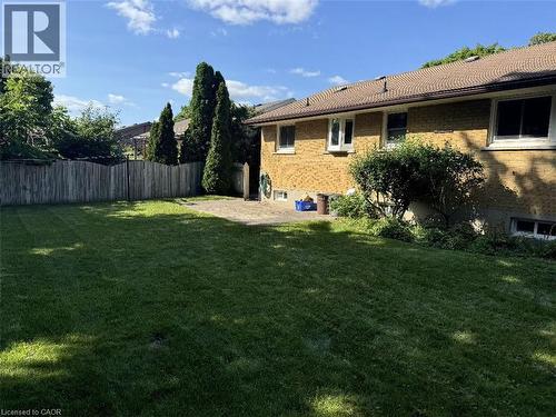 23 ELKINGTON Drive Unit# Upper Unit , Kitchener, Ontario N2B 1S1 2