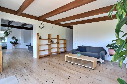 Salon - 661 Ch. Bunker, Magog, QC 
