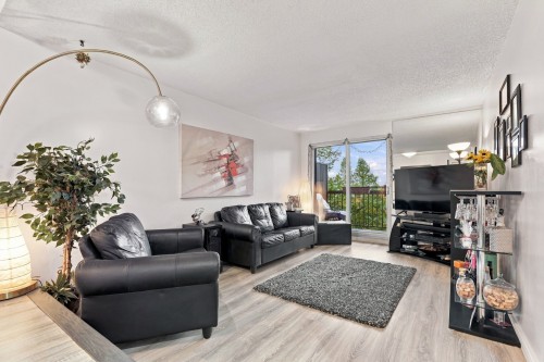 502-1650 Av. Panama  Brossard, QC J4W 2W4