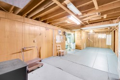 Family Room - 