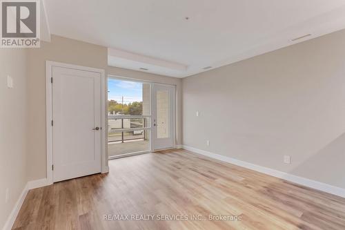 213 - 34 NORMAN STREET , Brantford, Ontario N3R 2Y1 5