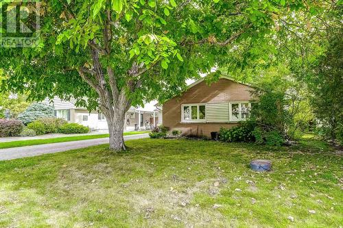 FRONT YARD - 27 Sora Drive, Mississauga, ON 