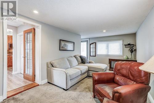 LIVING ROOM - 27 Sora Drive, Mississauga, ON 