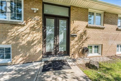 MAIN - 586 PINEGROVE ROAD , Oakville, Ontario L6K 2C6 3