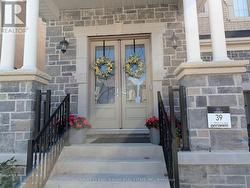 16 SWEET GALE CRESCENT Richmond Hill, ON L4E 1K1
