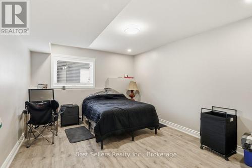 2 - 56 FLORENCE STREET W , Huntsville, Ontario P1H 1V5 5