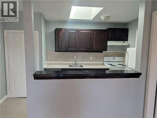 365 E BARTON Street E Unit# 2 , Hamilton, Ontario L8L 2X8 3