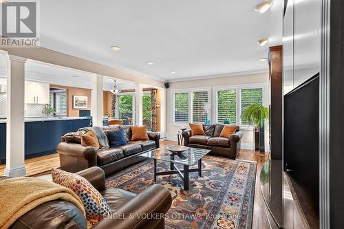 13 Lynhurst Avenue, Ottawa, ON 
