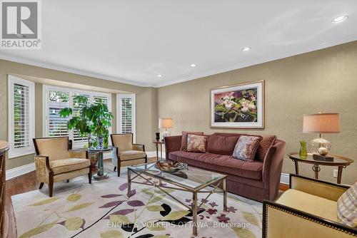 13 Lynhurst Avenue, Ottawa, ON 