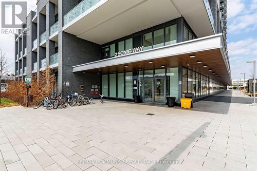 2512 - 2 SONIC WAY , Toronto, Ontario M3C 0P2 3