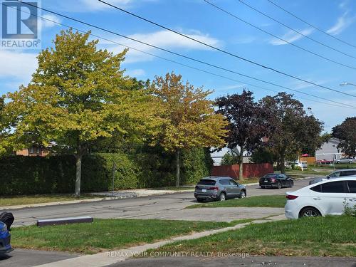 MAIN - 331 PHILLIP MURRAY AVENUE , Oshawa, Ontario L1J 1H1 2