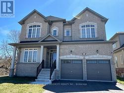 124 KIRBY AVENUE Collingwood, ON L9Y 4C5