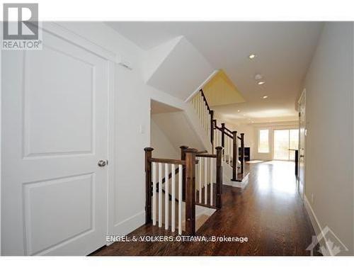 105 Montauk Pvt, Ottawa, ON 