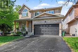 2139 VALIN STREET Ottawa, ON K4A 4T3