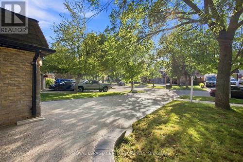 3029 Oslo Crescent, Mississauga, ON 