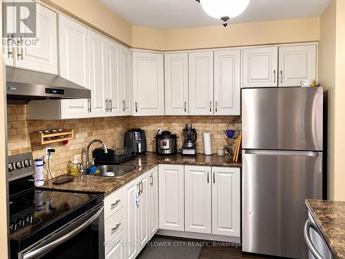 5 - 5 FOSTER CRESCENT , Brampton, Ontario L6V 3M7 5