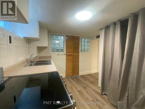 LOWER - 41 PARK STREET , Toronto, Ontario M1N 2N4 5