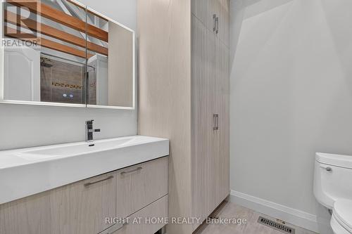 3361 Rhonda Valley, Mississauga, ON 