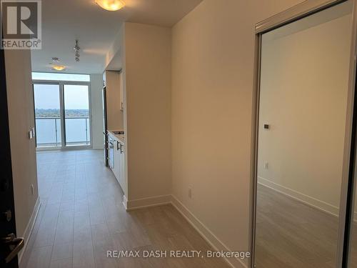 642 - 2545 SIMCOE STREET N , Oshawa, Ontario L1L 0W3 2