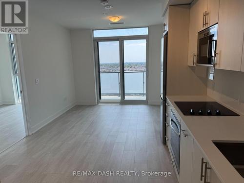 642 - 2545 SIMCOE STREET N , Oshawa, Ontario L1L 0W3 3