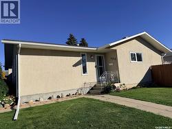 389 Meighen CRESCENT  Saskatoon, SK S7L 4W6