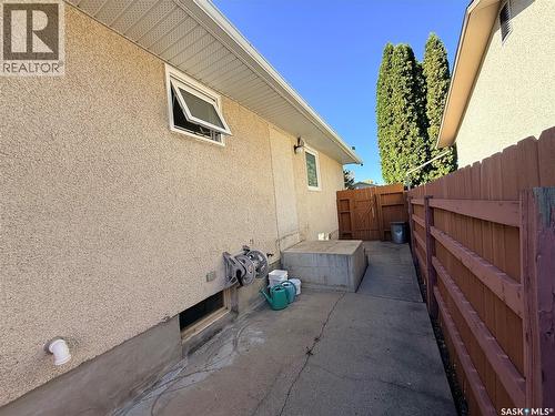 389 Meighen Crescent, Saskatoon, SK 