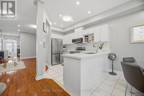 3252 Sunlight Street, Mississauga, ON 