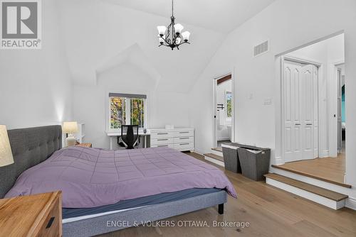 1330 Kilborn Avenue, Ottawa, ON 