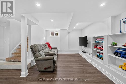 1330 Kilborn Avenue, Ottawa, ON 
