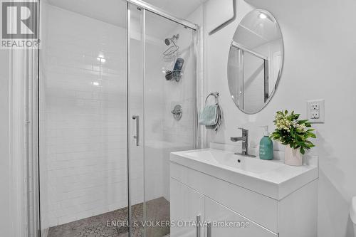 1330 Kilborn Avenue, Ottawa, ON 